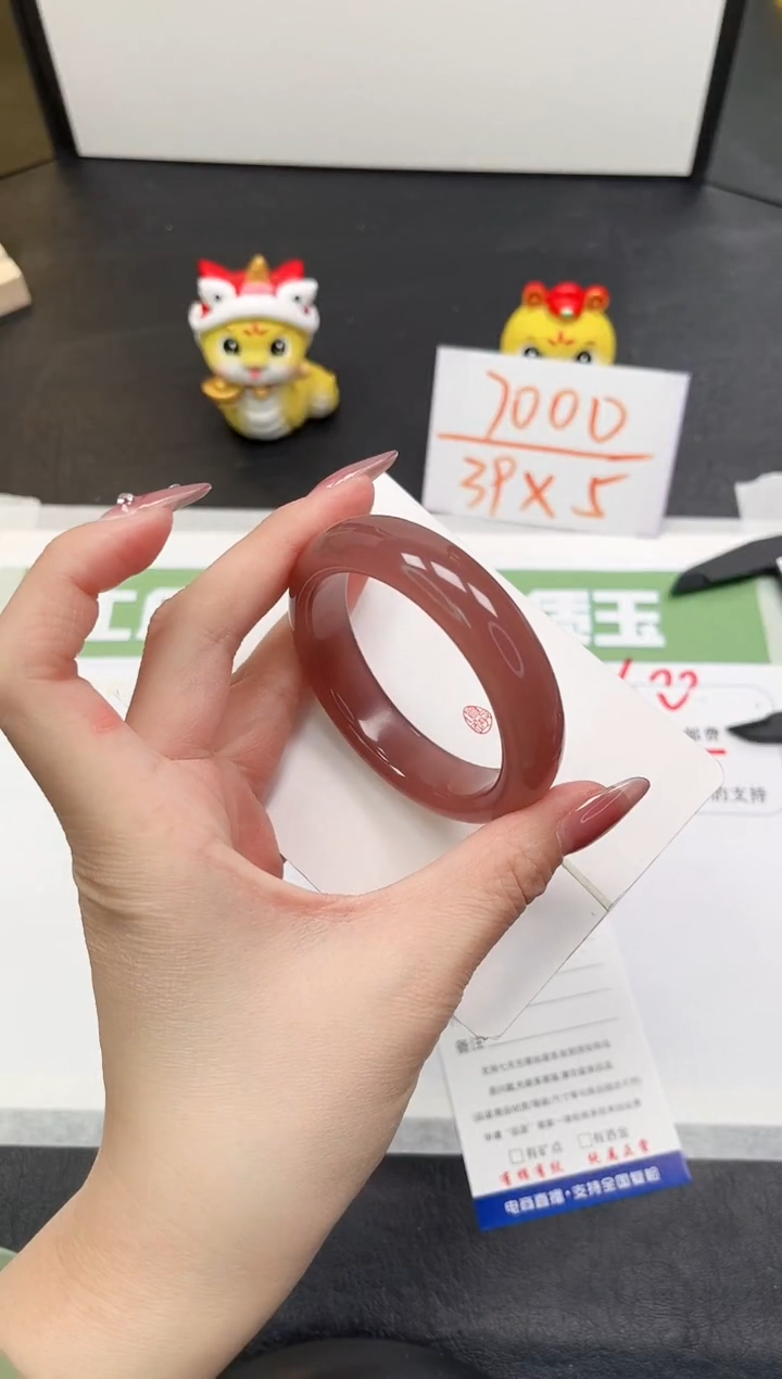 【闪购商品】石英质玉手镯未镶嵌234-52.1