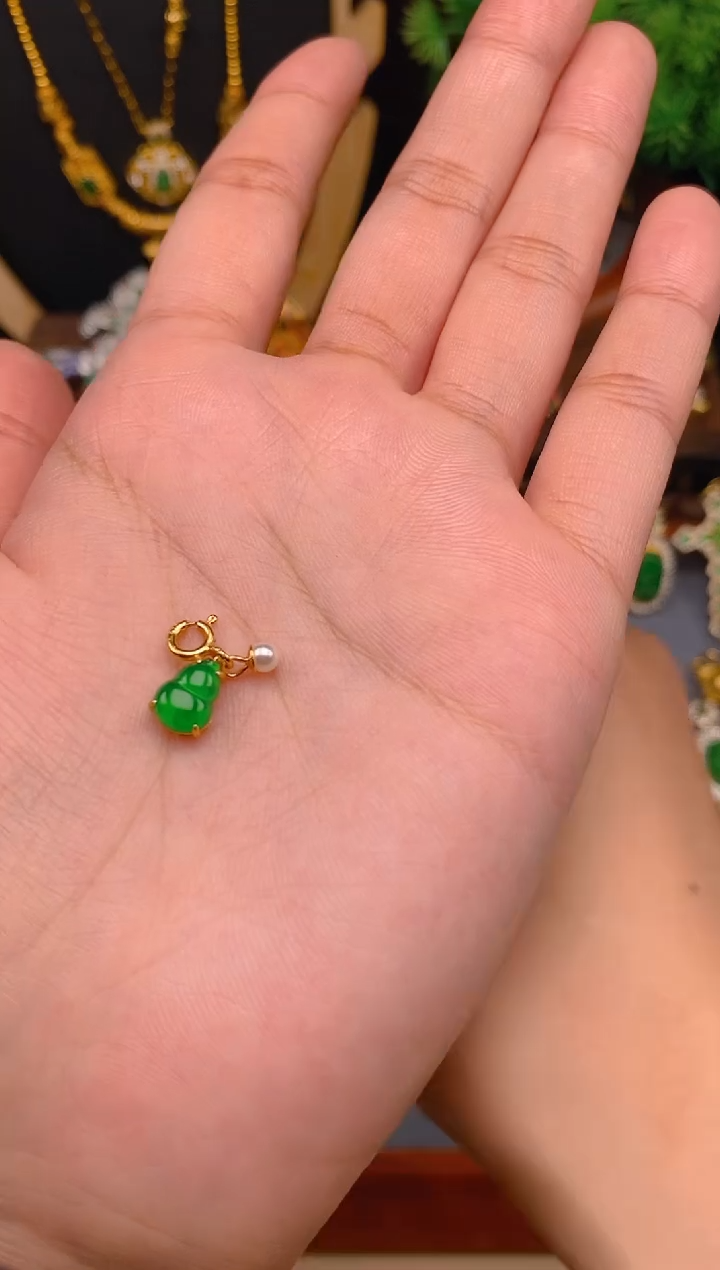 【闪购商品】翡翠吊坠(不含链)银S925镶嵌葫芦万能扣