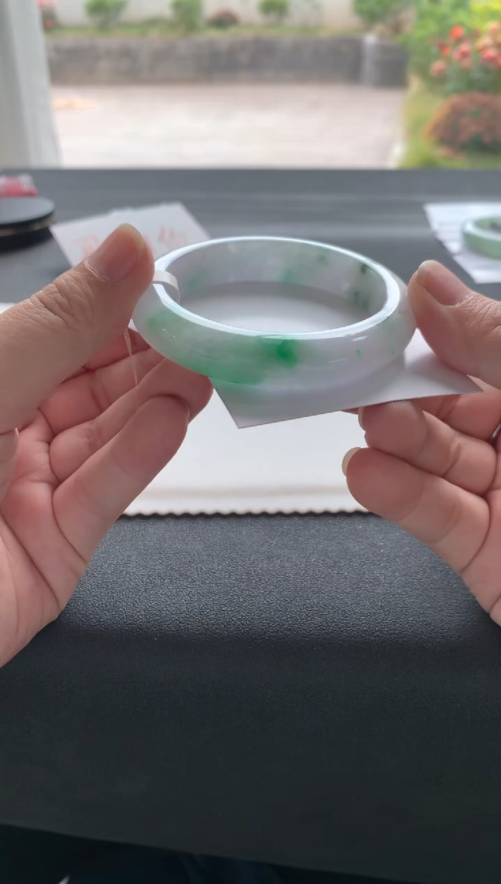 【闪购商品】翡翠手镯未镶嵌53.7正圈买断A7336