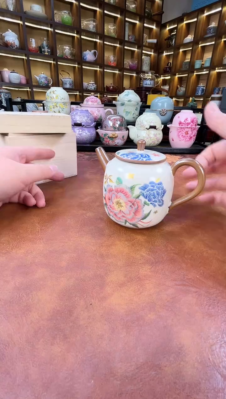 刺绣牡丹壶单壶........