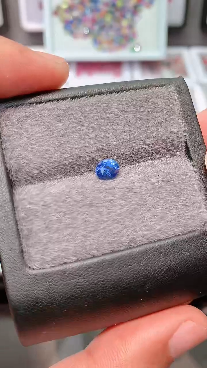 【闪购商品】蓝宝石裸石未镶嵌无烧皇家蓝1.03