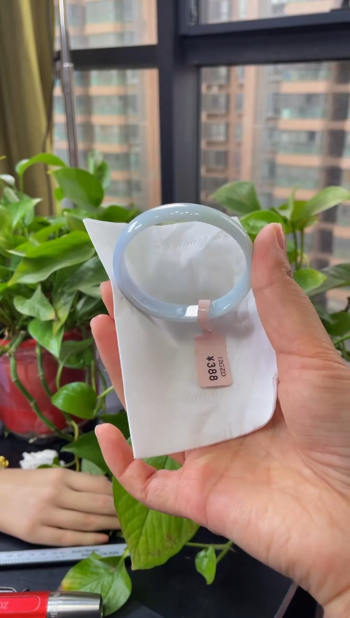 【闪购商品】翡翠手镯未镶嵌手镯05
