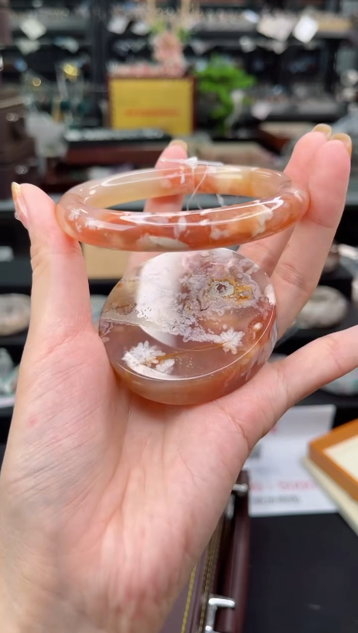 【闪购商品】石英质玉手镯未镶嵌61圈口（赠品镯心）6508052