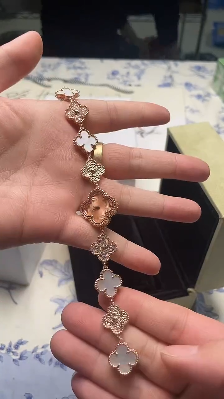 瓷片末*初如图所示如图所示