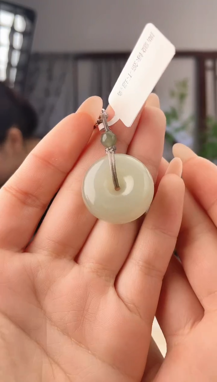 颈饰未镶嵌和田玉扣 xp