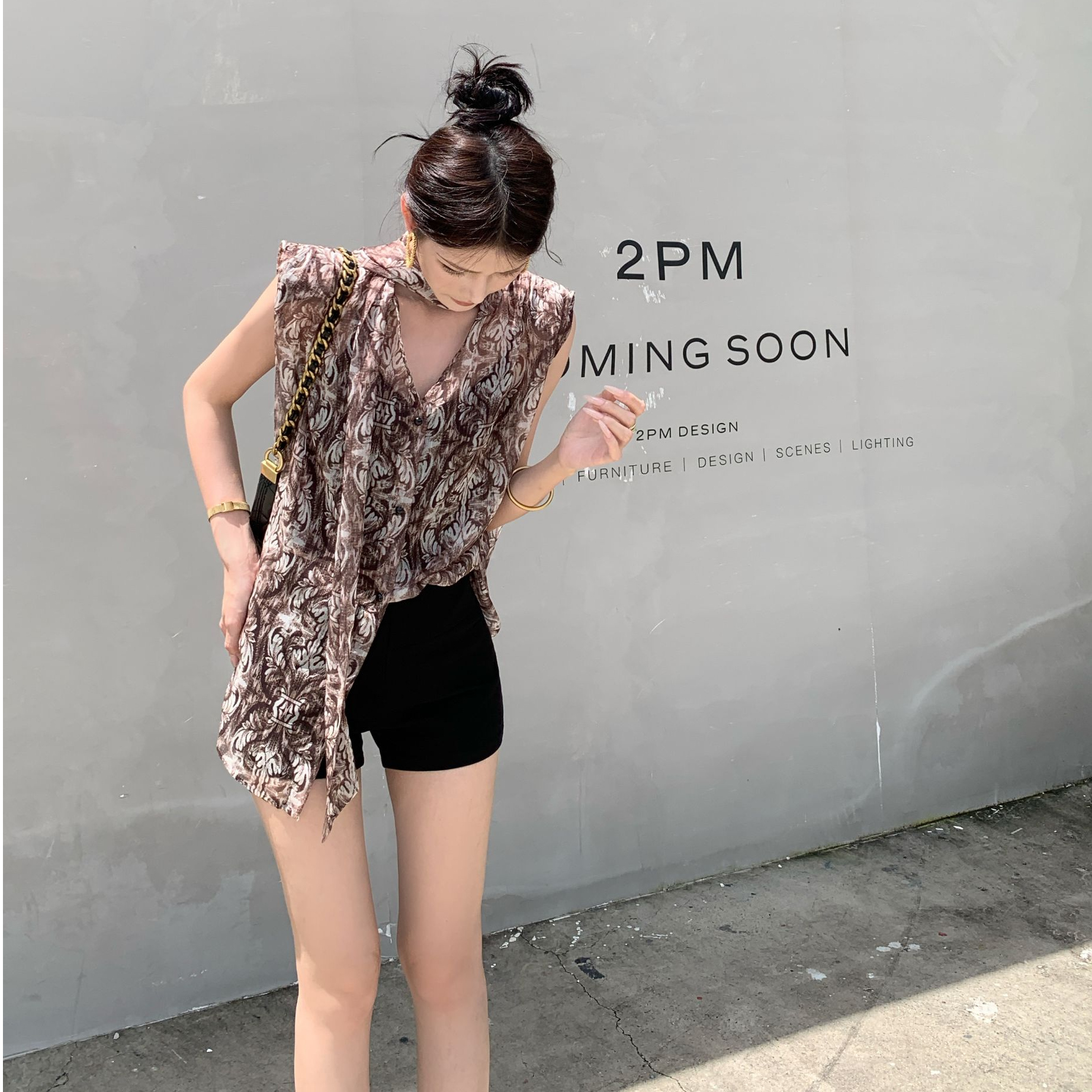 【ZACOCO】夏季性感无袖小众法式时尚宽松显瘦短款复古气质上衣3053