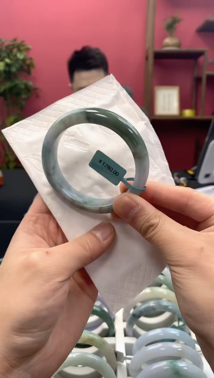 【闪购商品】翡翠手镯未镶嵌00003805
