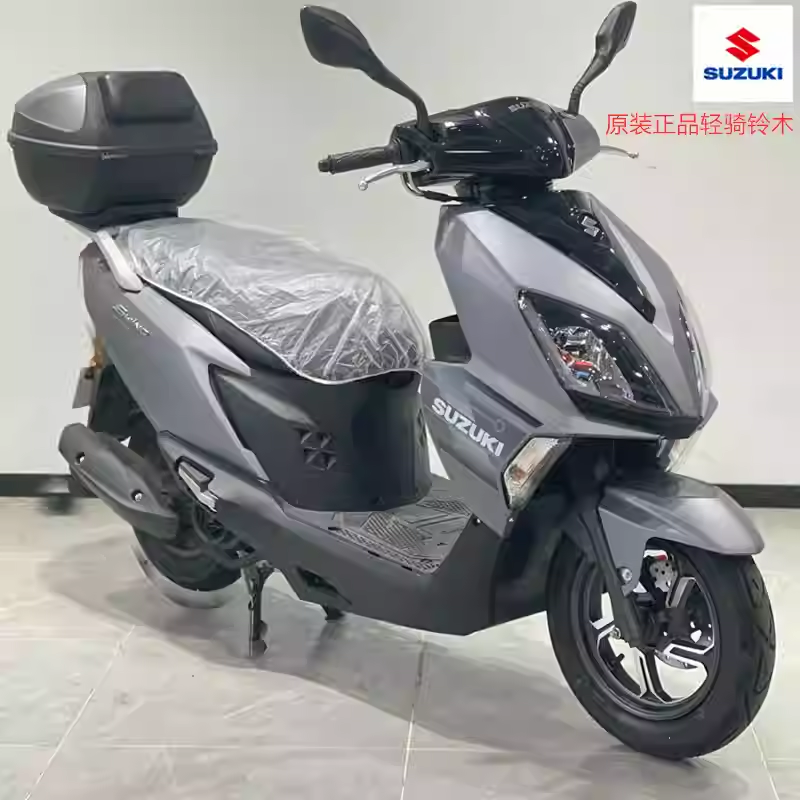 济南铃木UY125踏板摩托男女通用沙滩车