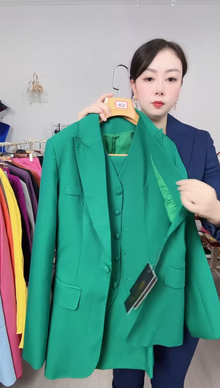 马甲+外套M码  裤子L码（默认微瑕、不退不换）