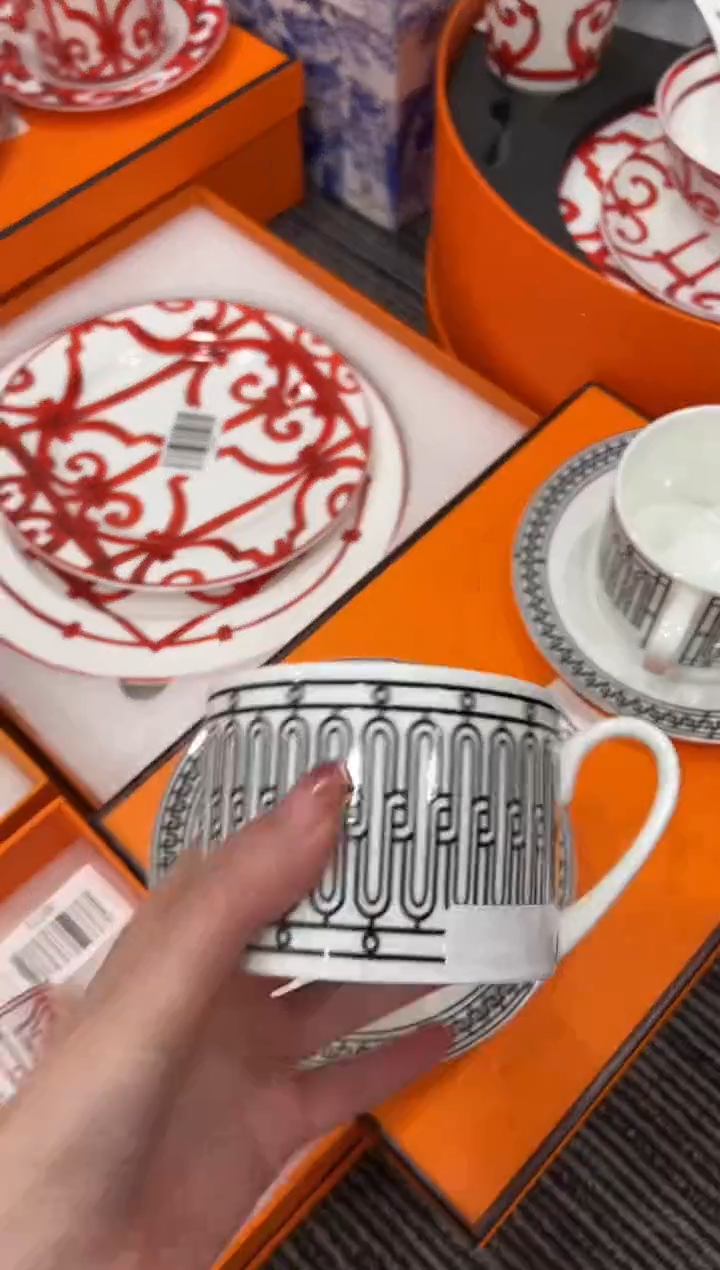 【闪购商品】杯H281--------------