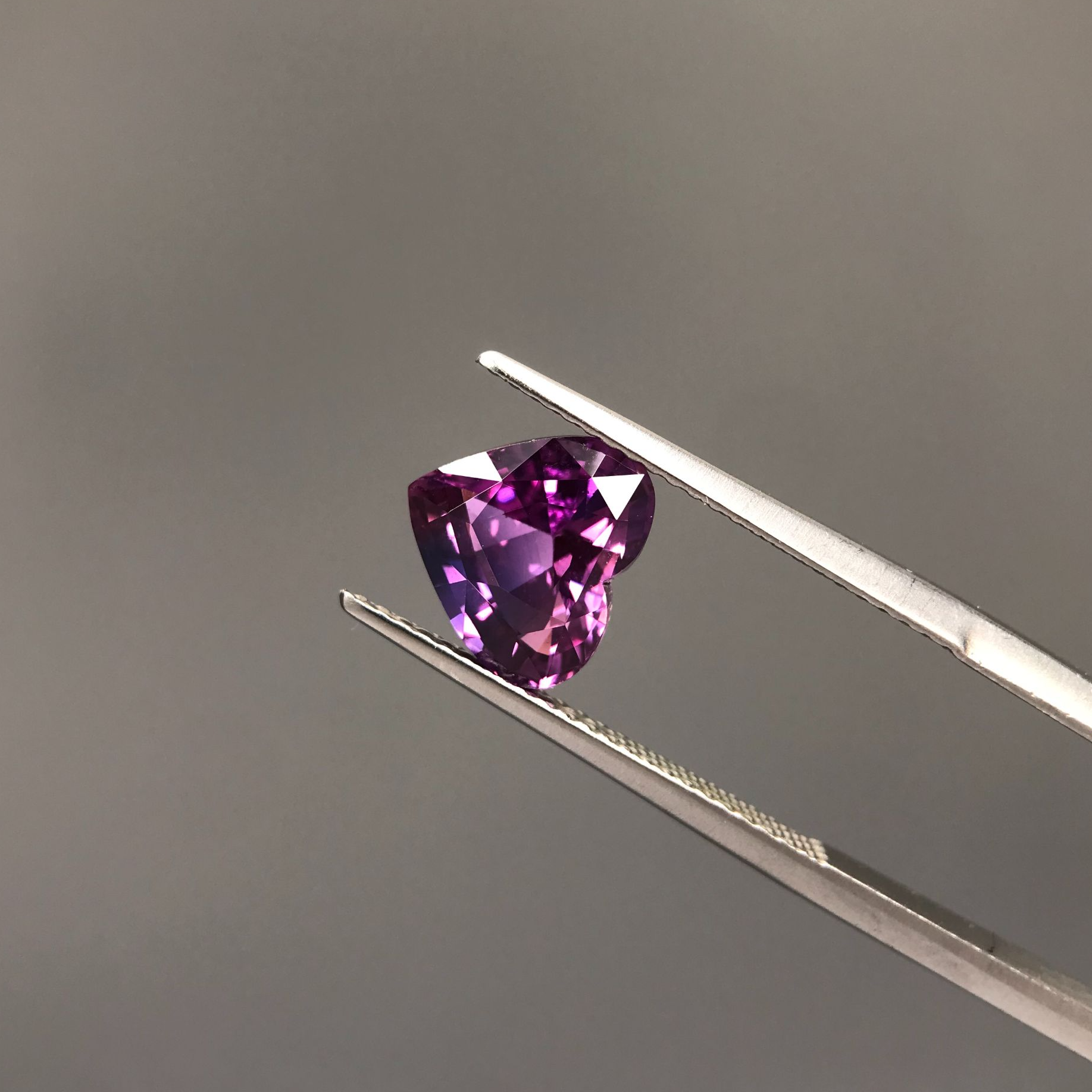 天然蓝宝石心形粉蓝宝3.08克拉9.32*8.46*4.99mm斯里兰卡宝石无烧