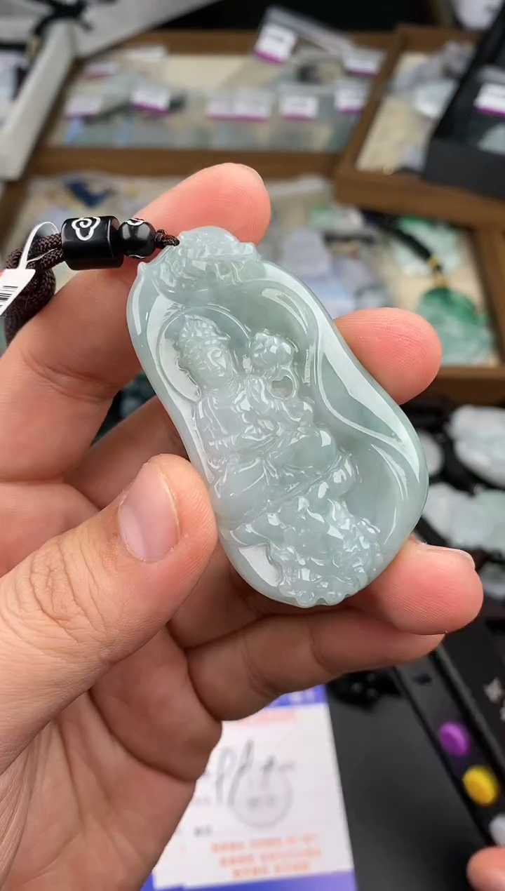 【闪购商品】翡翠颈饰未镶嵌  天然翡翠，一物一图