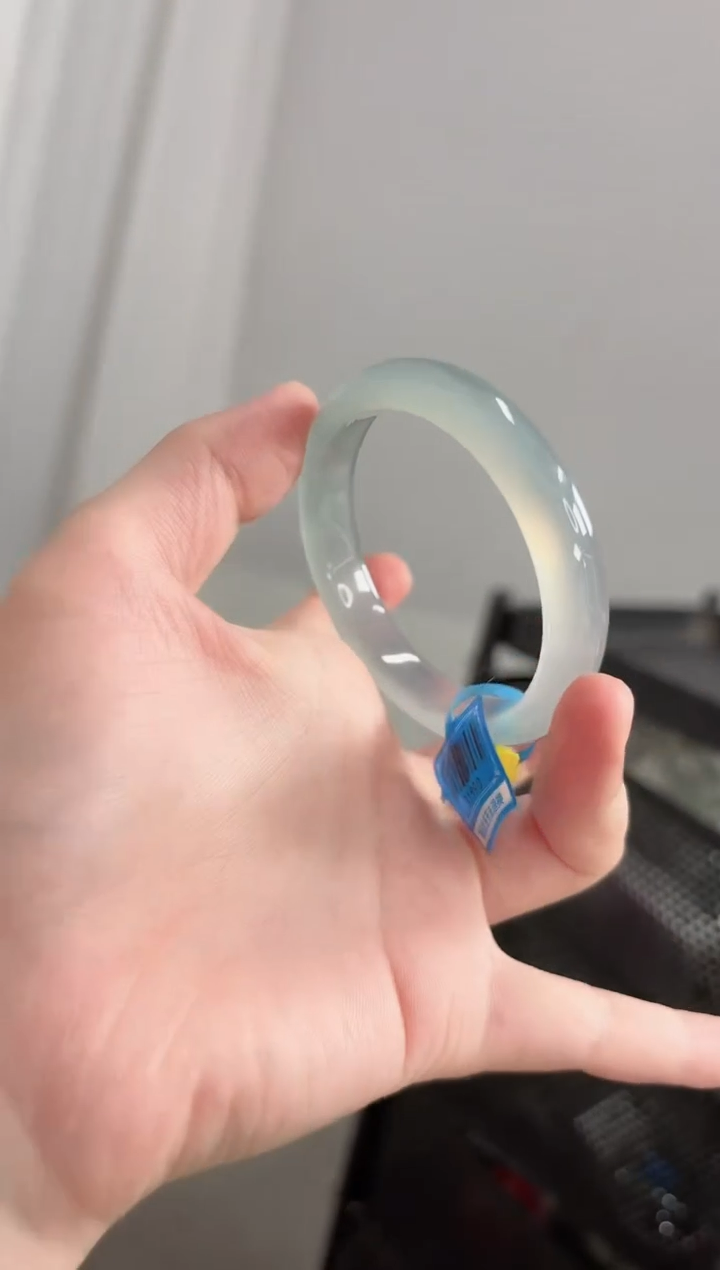 玛瑙/玉髓手镯未镶嵌54圈