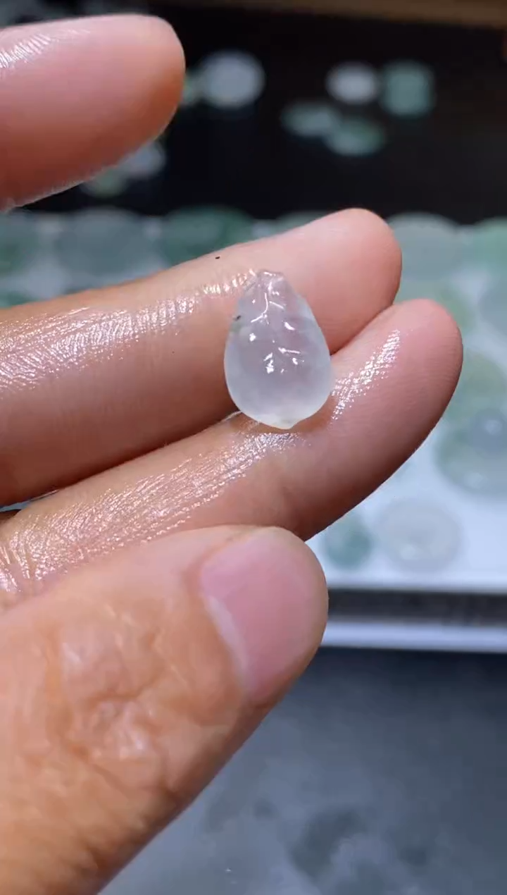 【闪购商品】定制翡翠未镶嵌翡翠毛货~