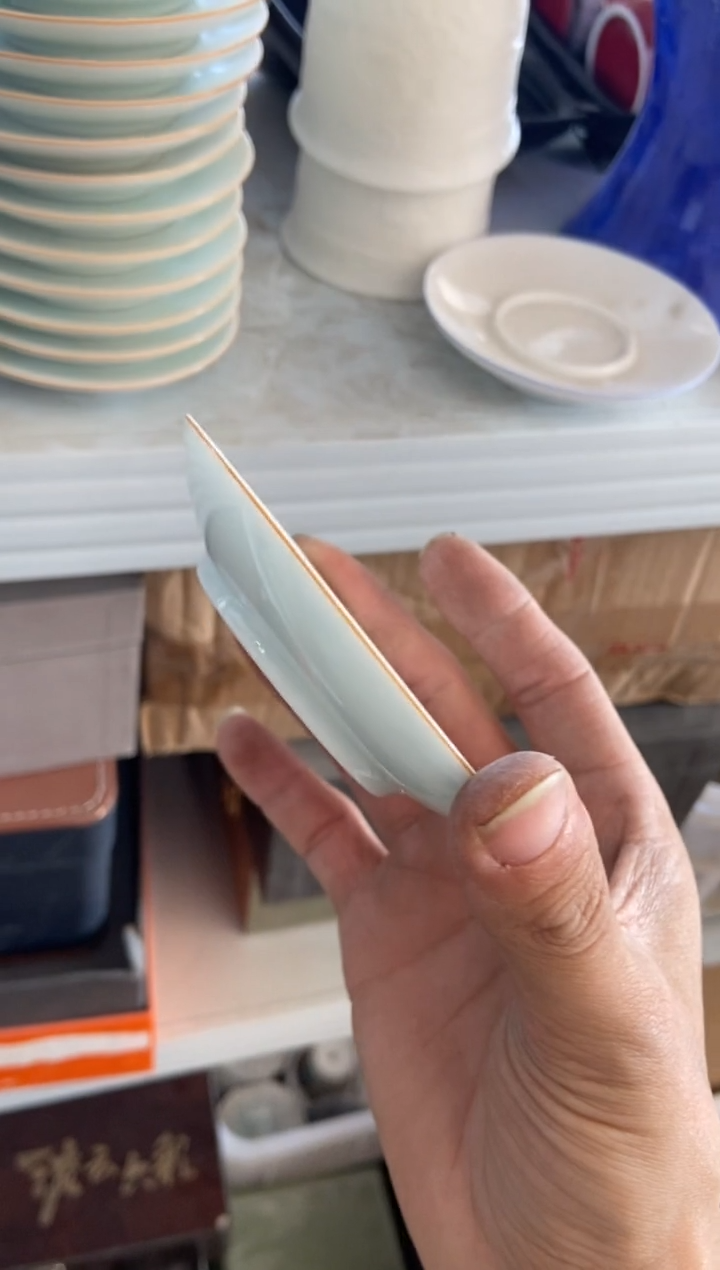 杯无运费险有瑕疵的摄影的产品有使用过的痕迹有点脏介意勿拍