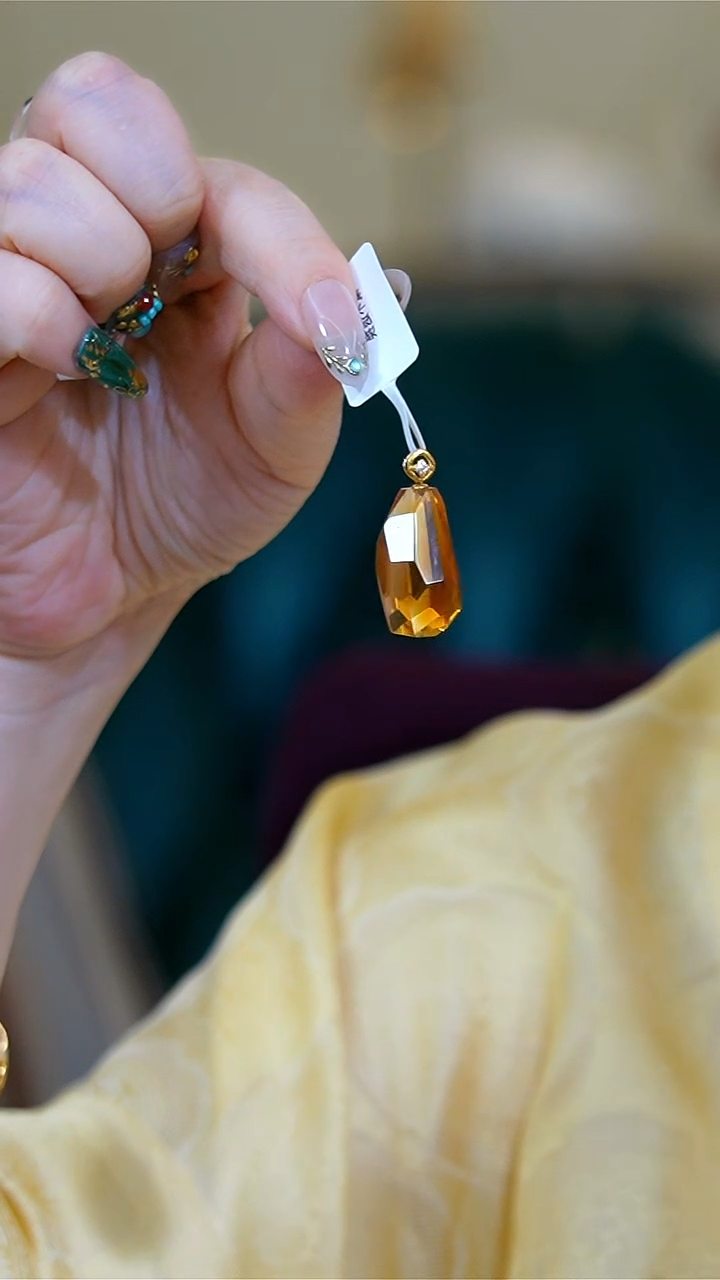 【闪购商品】黄晶吊坠18K金镶嵌黄水晶18k吊坠