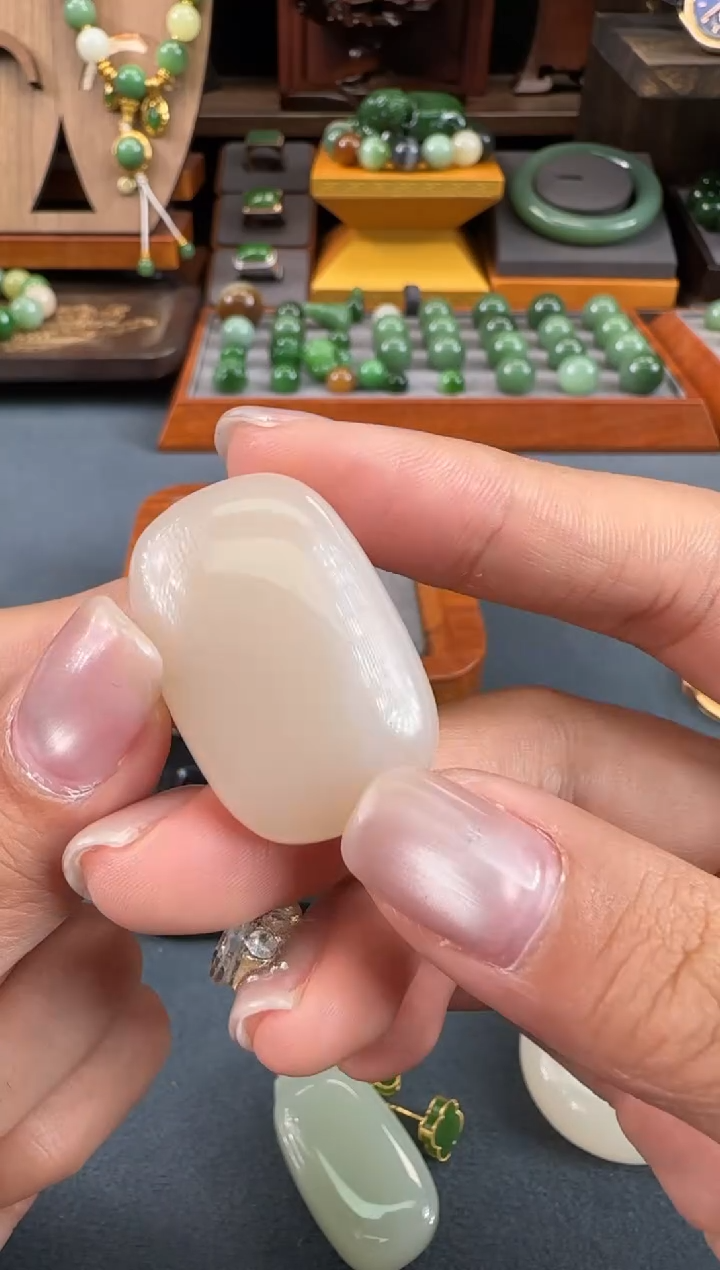 【闪购商品】和田玉吊坠未镶嵌1