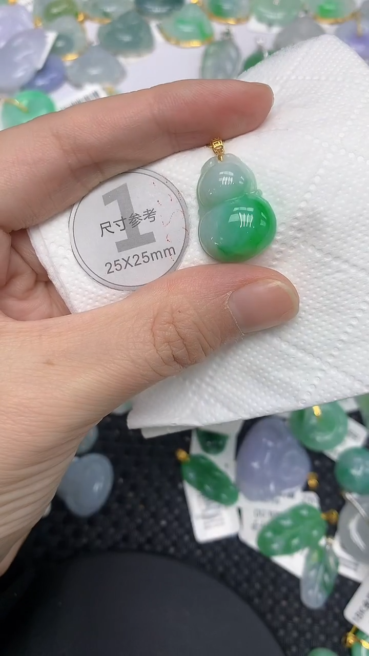 颈饰18K金镶嵌翡翠11111111