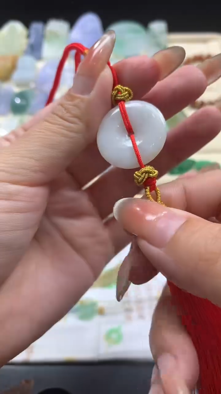 【闪购商品】翡翠颈饰未镶嵌翡翠