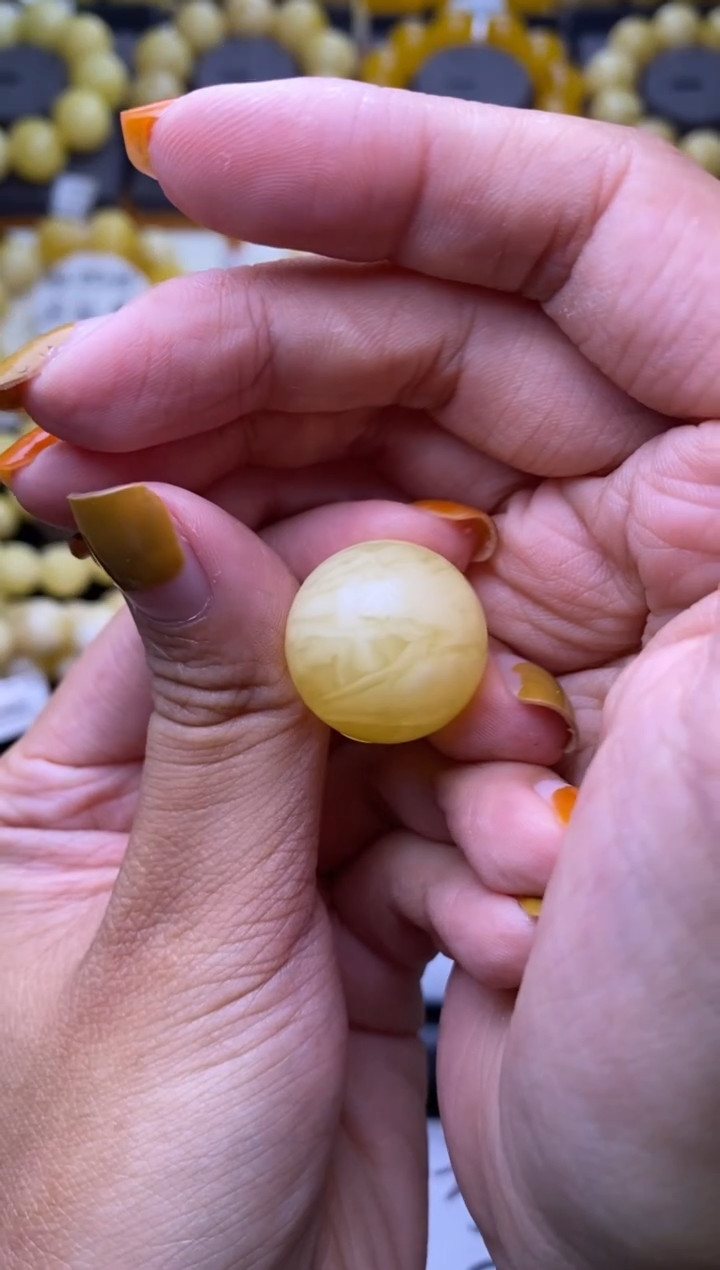 裸石琥珀未镶嵌大小姐珠宝76