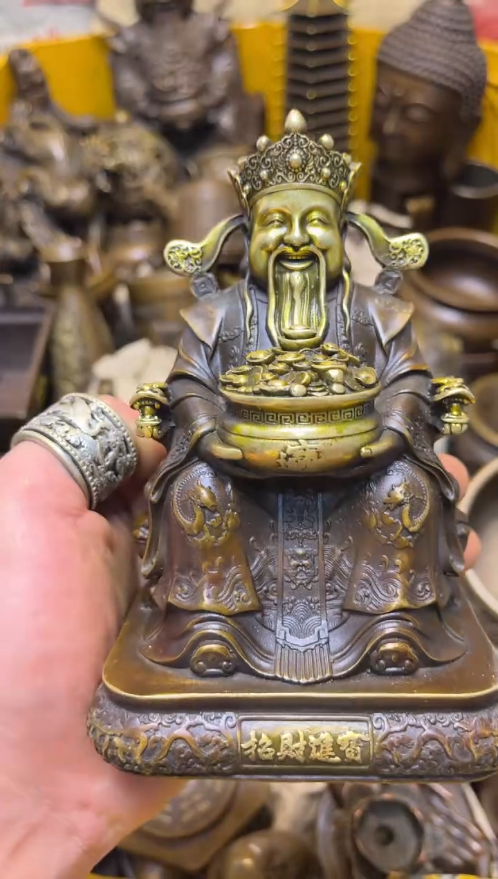 精美铜器，点击下单