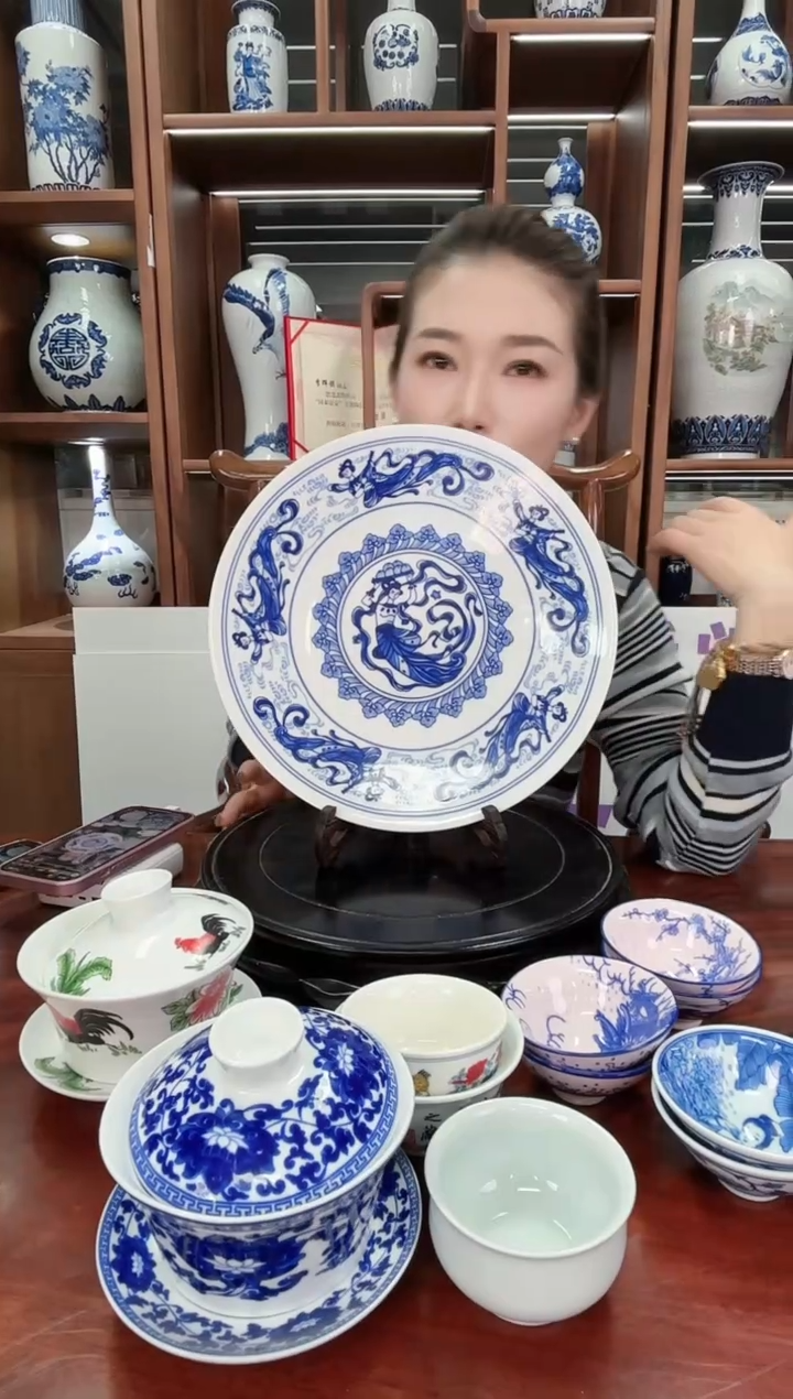 A10景德镇青花飞天仙女赏盘1只
