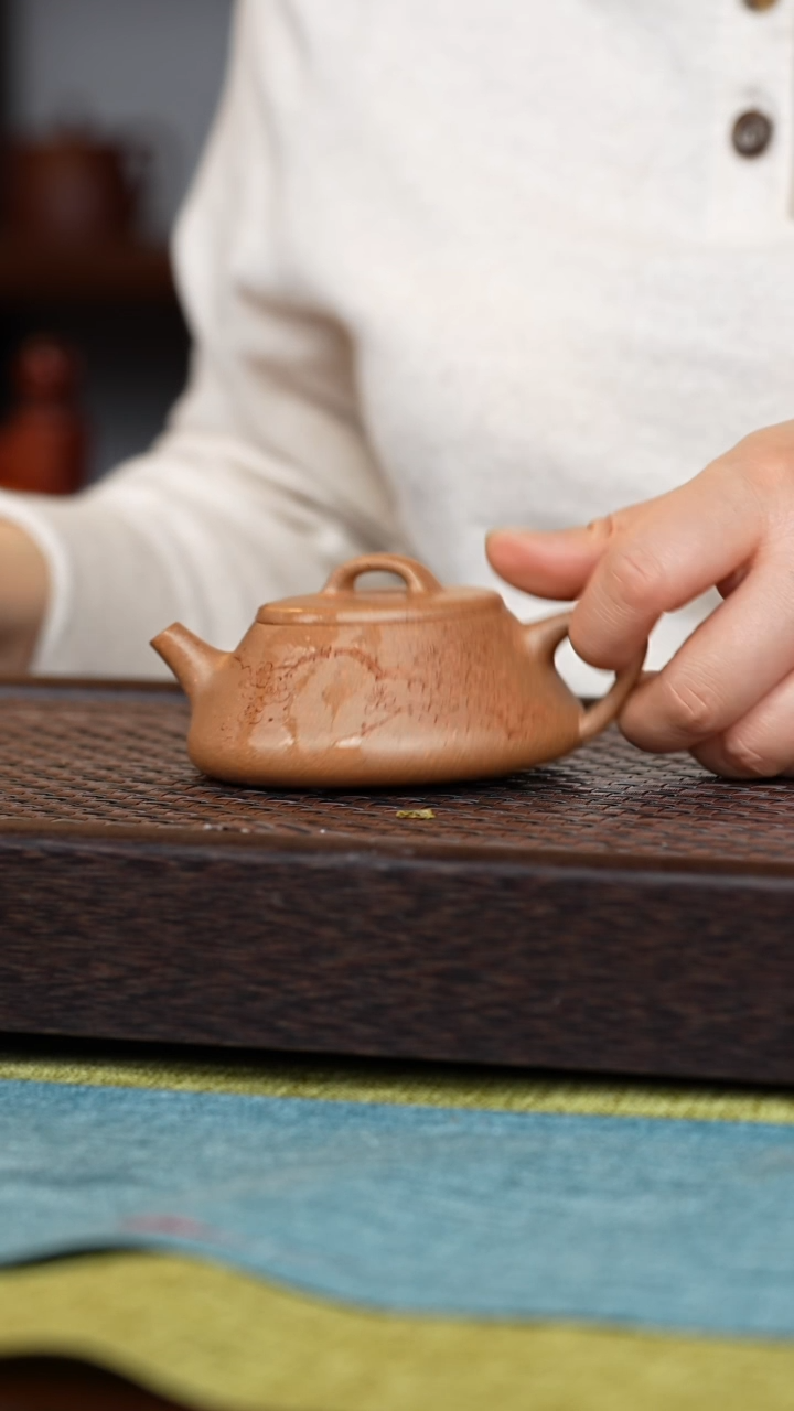 【闪购商品】紫砂茶壶丹壶溢香紫砂壶180