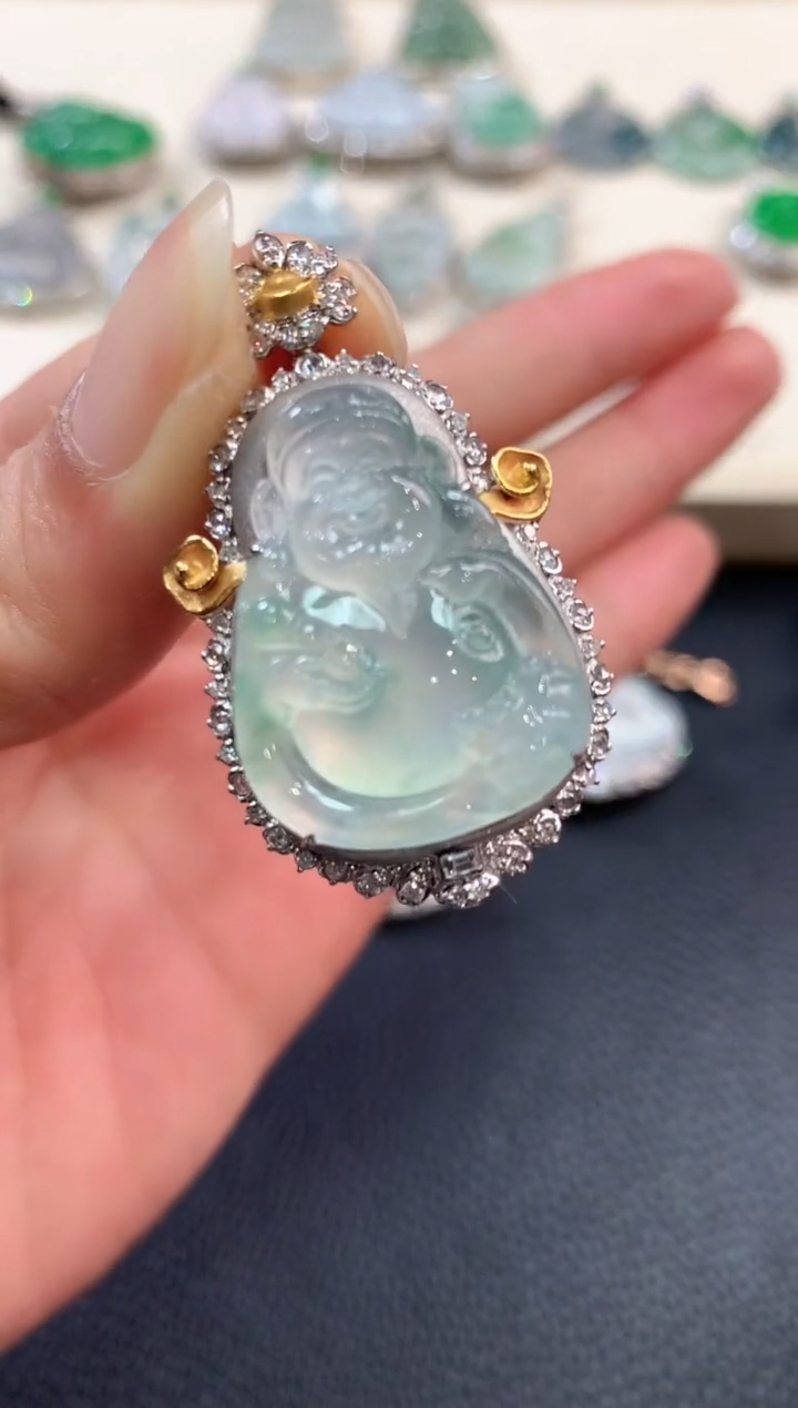 【闪购商品】翡翠吊坠(不含链)18K金镶嵌n94       