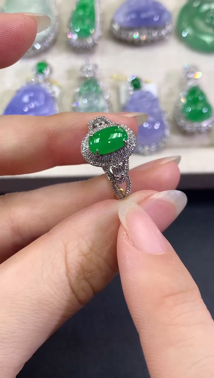 【闪购商品】翡翠戒指18K金镶嵌B17  