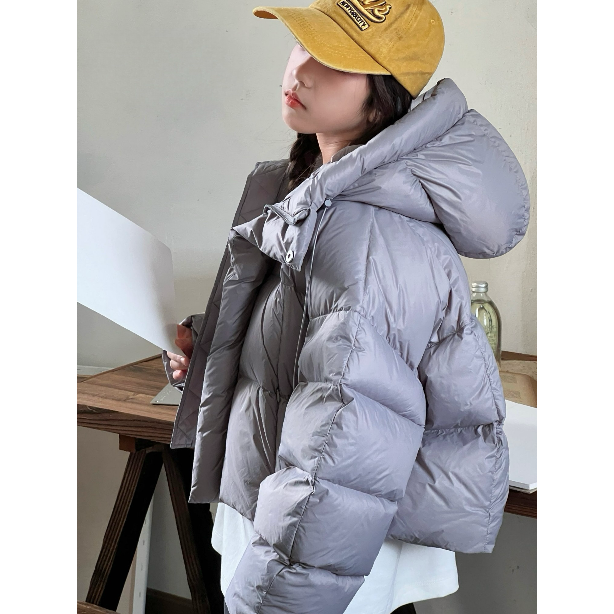 51105新款时尚灰色羽绒外套