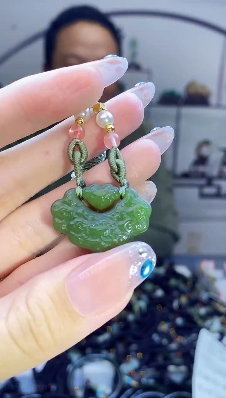 颈饰未镶嵌和田玉多样性发拍一发一