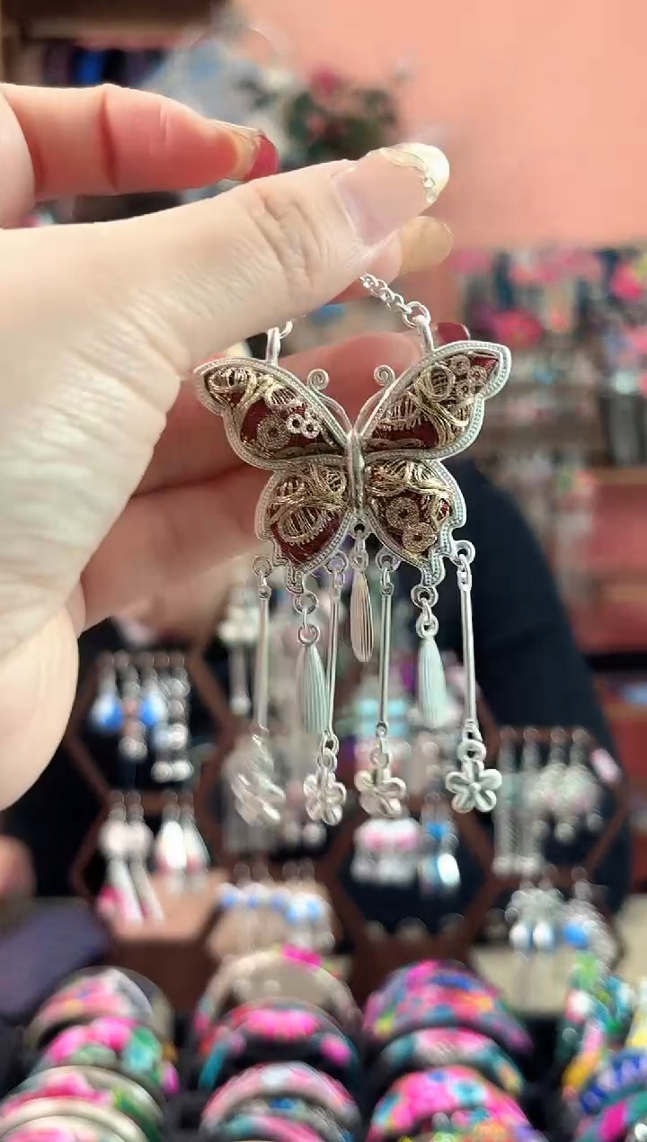 艺枝独绣手工饰品5