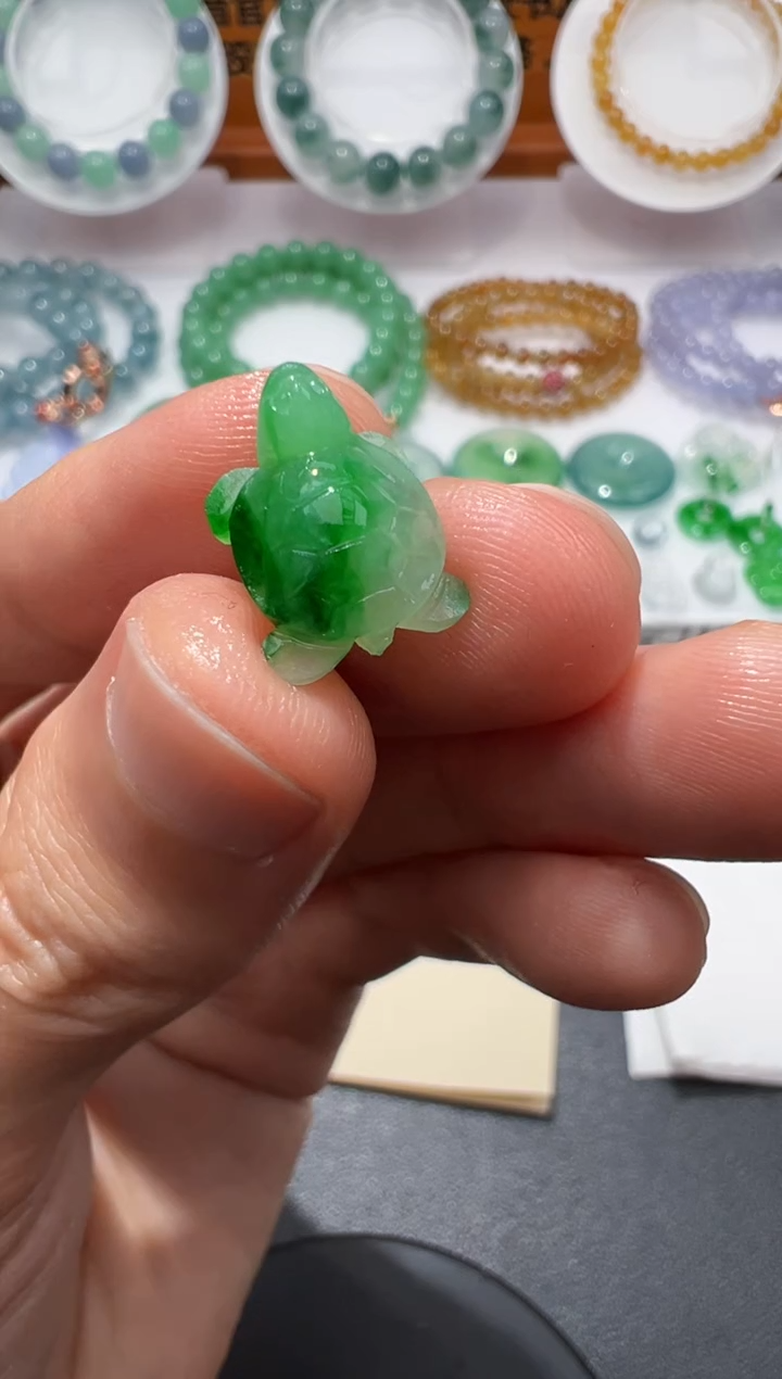 【闪购商品】定制翡翠未镶嵌乌龟