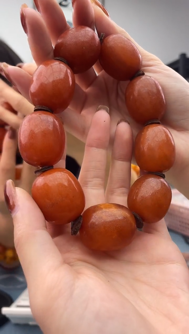 【闪购商品】蜜蜡珠宝奇石未镶嵌099.25，微瑕假一罚十