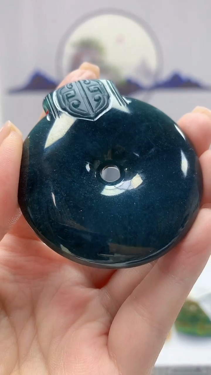 【闪购商品】定制翡翠未镶嵌4812ms-毛货177扣子