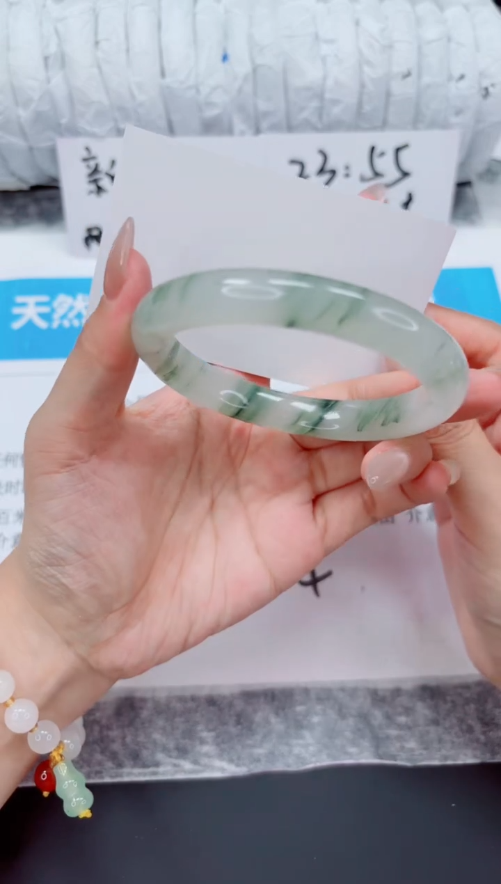 石英质玉手镯未镶嵌84-58
