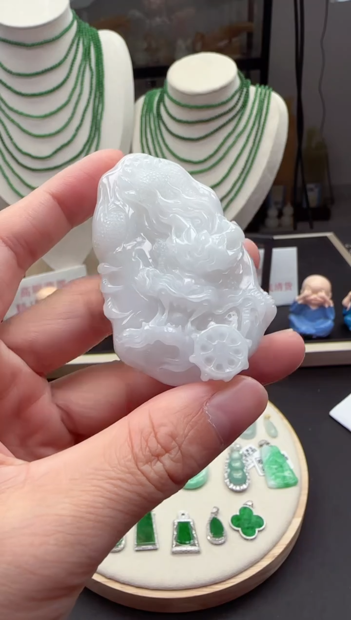 【闪购商品】翡翠吊坠(不含链)未镶嵌【海莎一口翠】翡翠挂件1