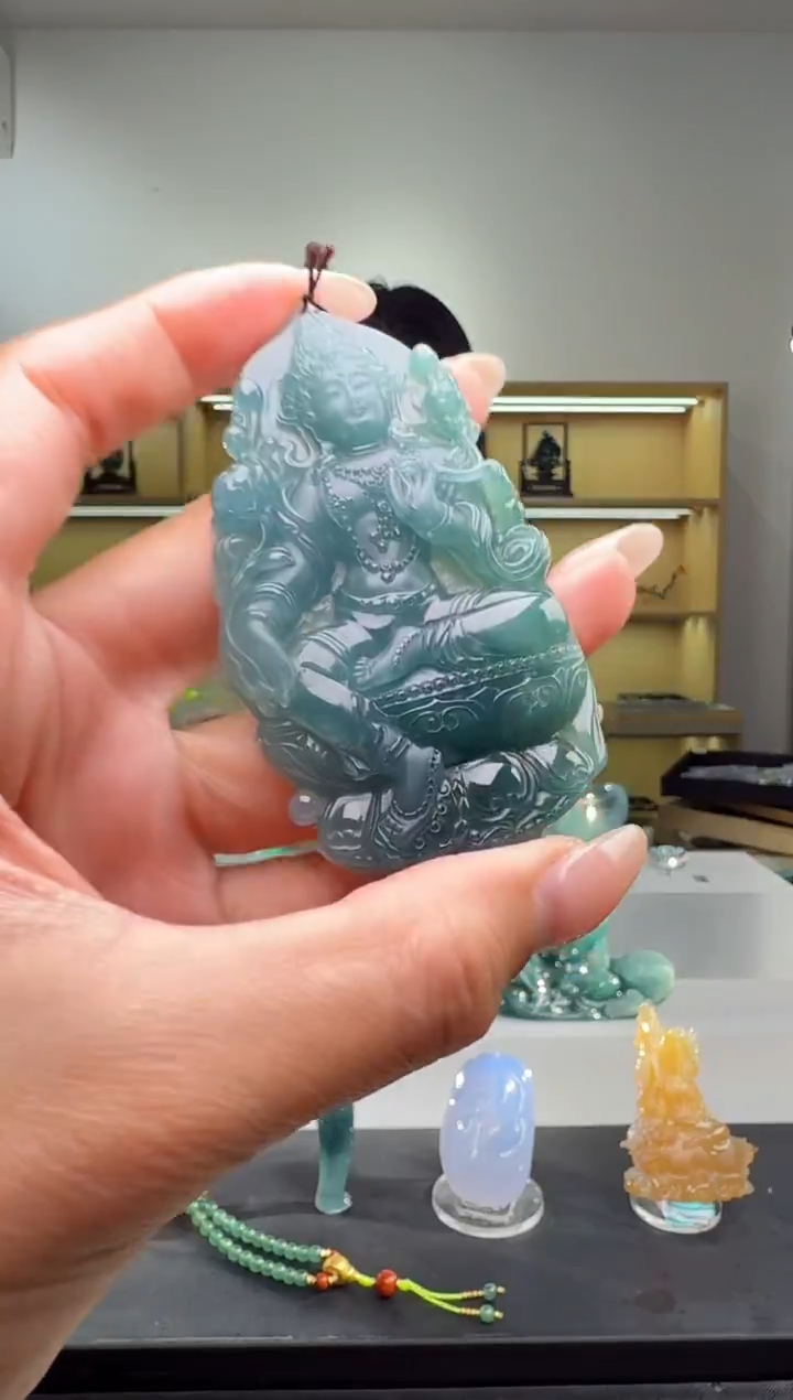 吊坠(赠链)未镶嵌翡翠大势至
