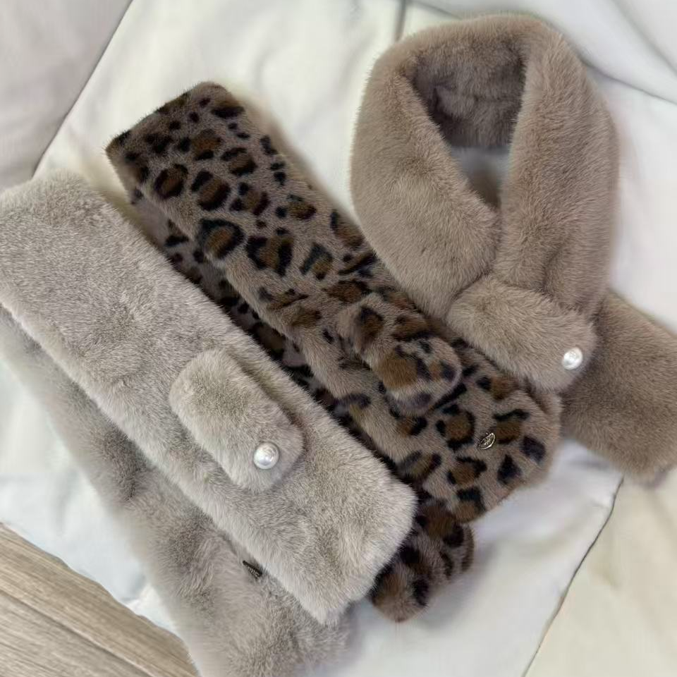 【SUKIJIANG】毛绒气质秋冬围巾保暖加厚交叉互颈围脖