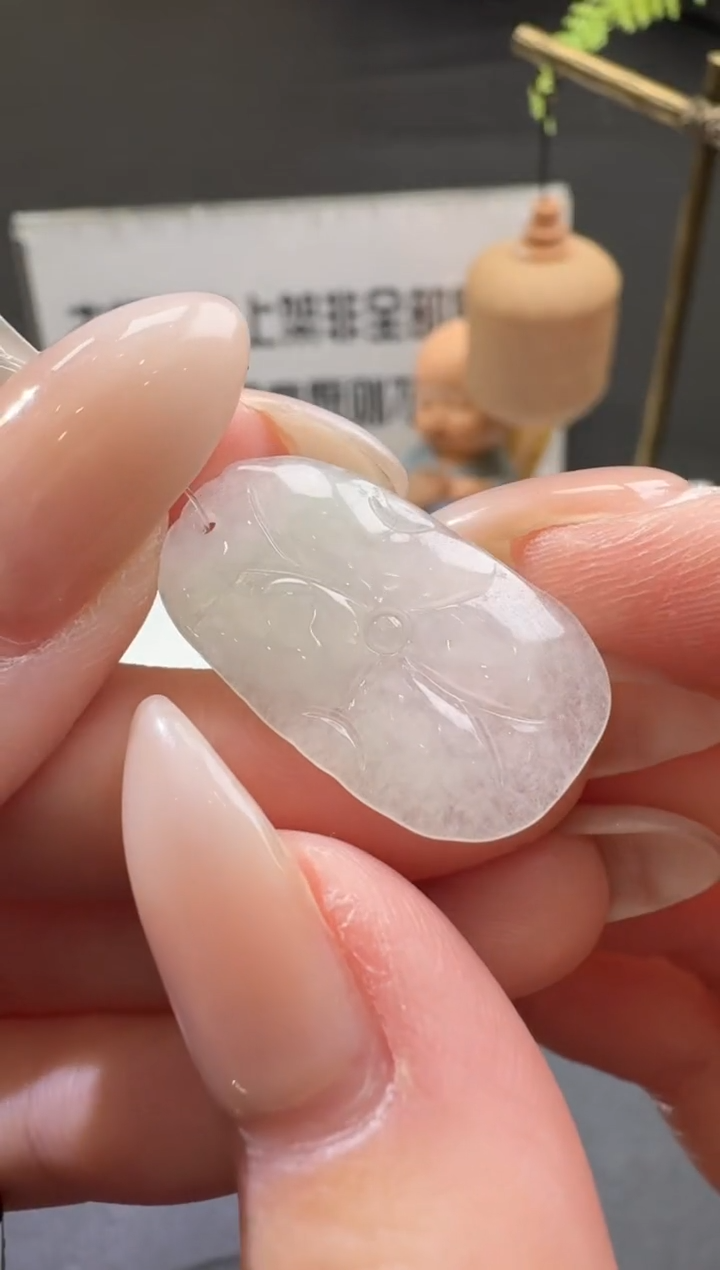 【闪购商品】翡翠颈饰未镶嵌00054103