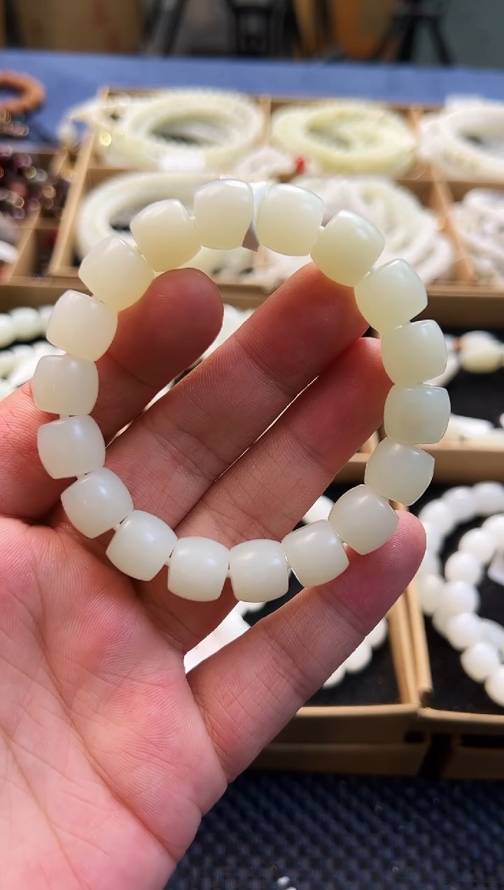 未镶嵌手串和田玉12+