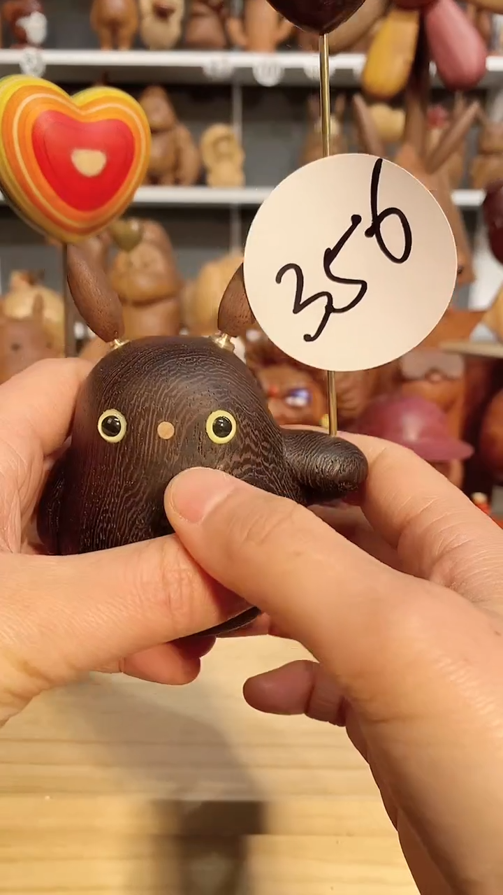 【闪购商品】木木雕摆件可爱卡通