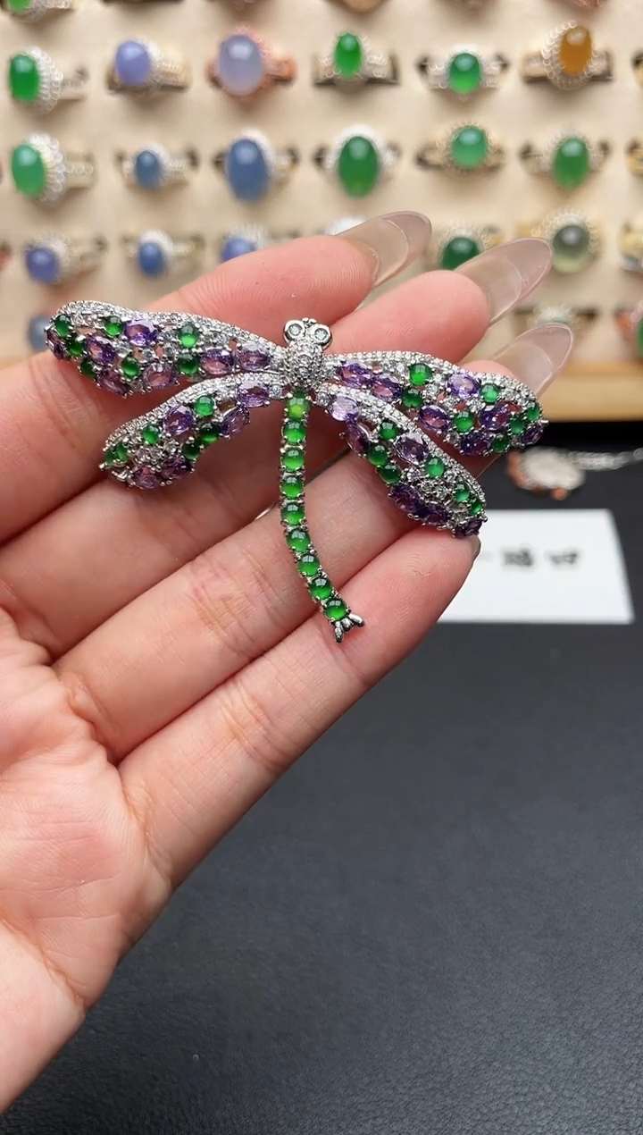 未镶嵌戒指翡翠l****方一物一证一礼盒