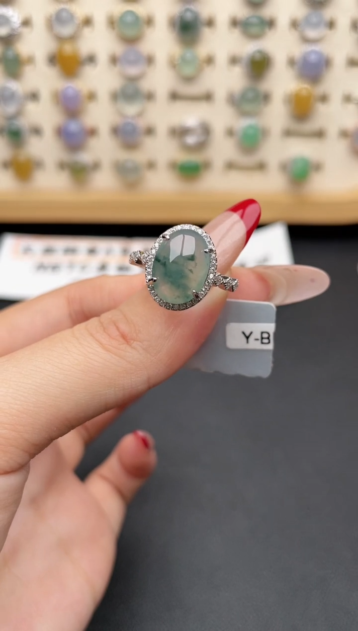 【闪购商品】翡翠戒指银S925镶嵌一物一证一礼盒