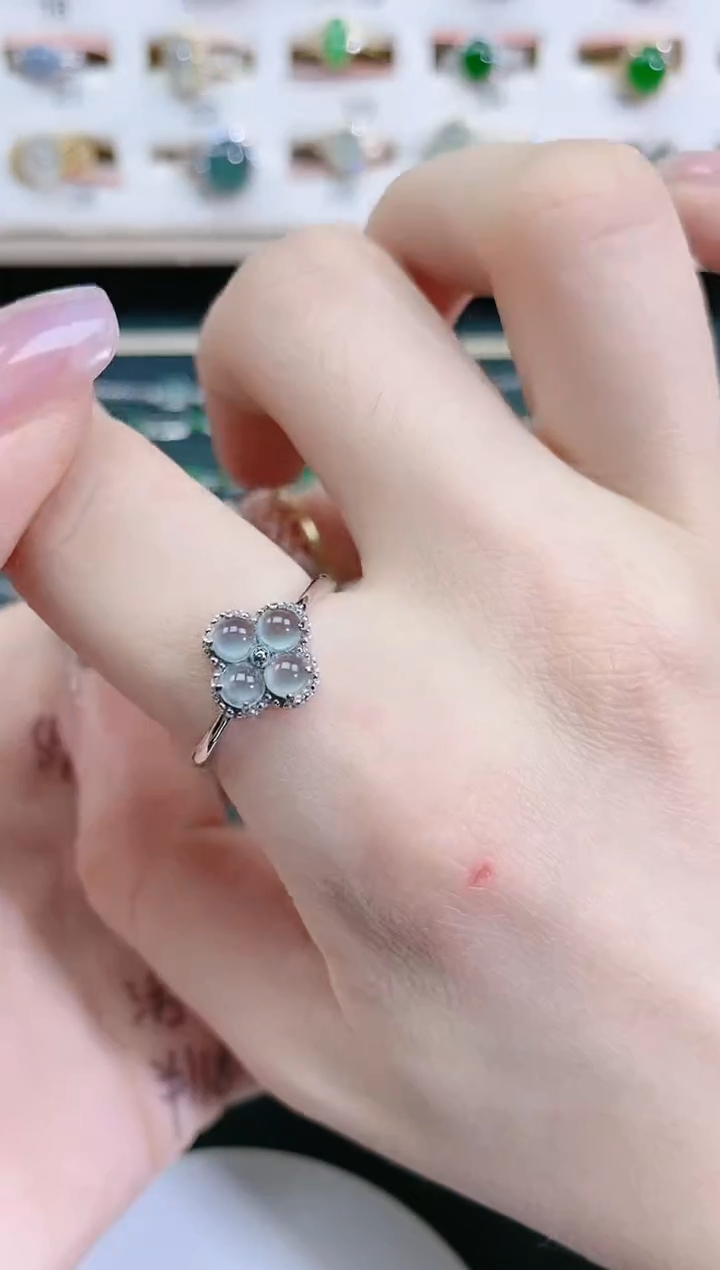 翡翠戒指银S925镶嵌天然翡翠