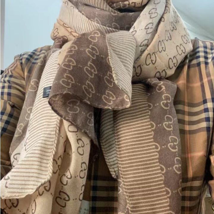 【涵舒可】CG时尚条纹围巾