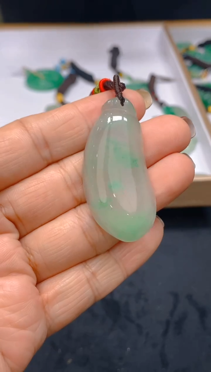 【闪购商品】石英质玉颈饰未镶嵌冰美人非洲翠058
