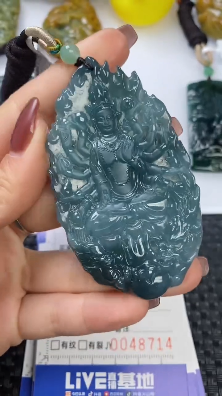 【闪购商品】翡翠颈饰未镶嵌1111111111111111