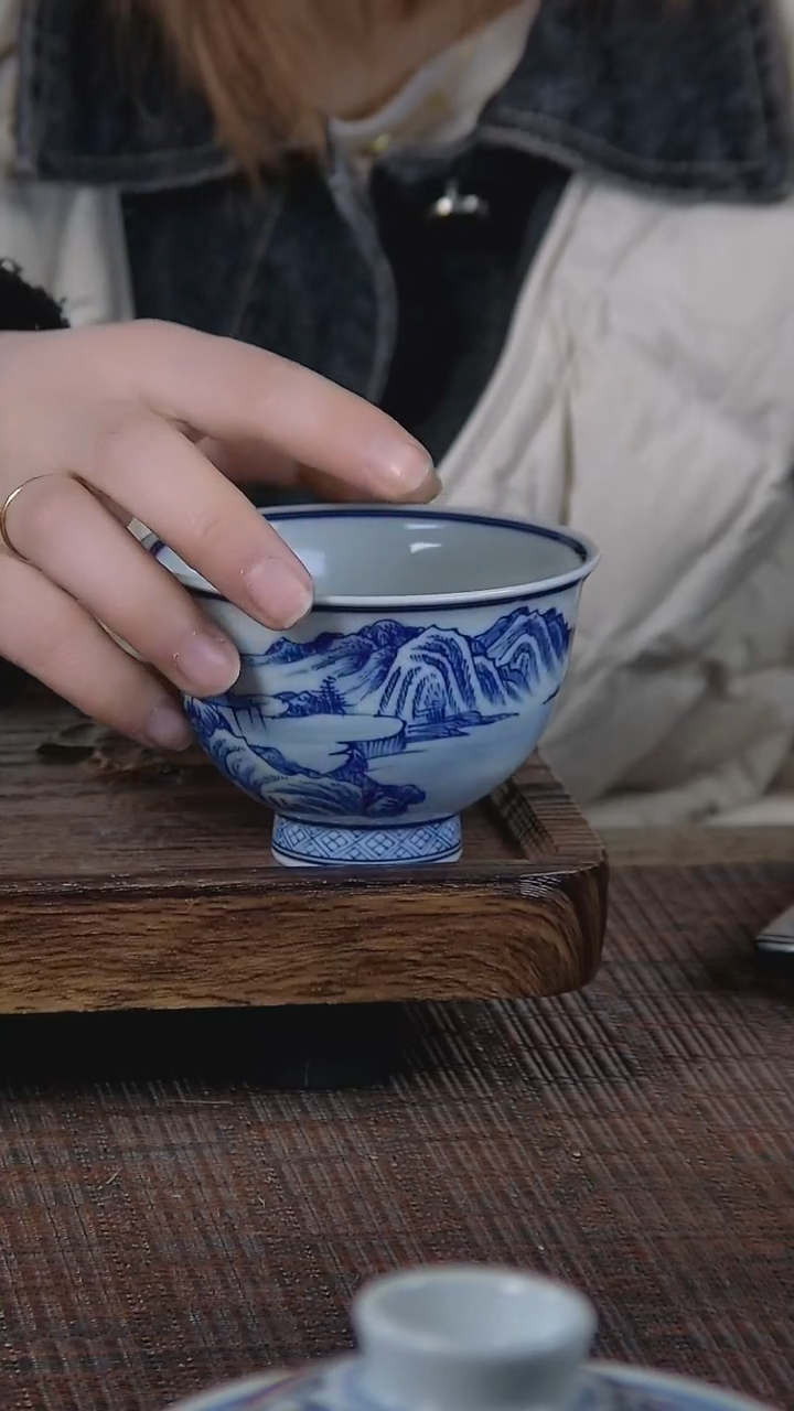 【闪购商品】折葵非器手工手绘山水高足杯