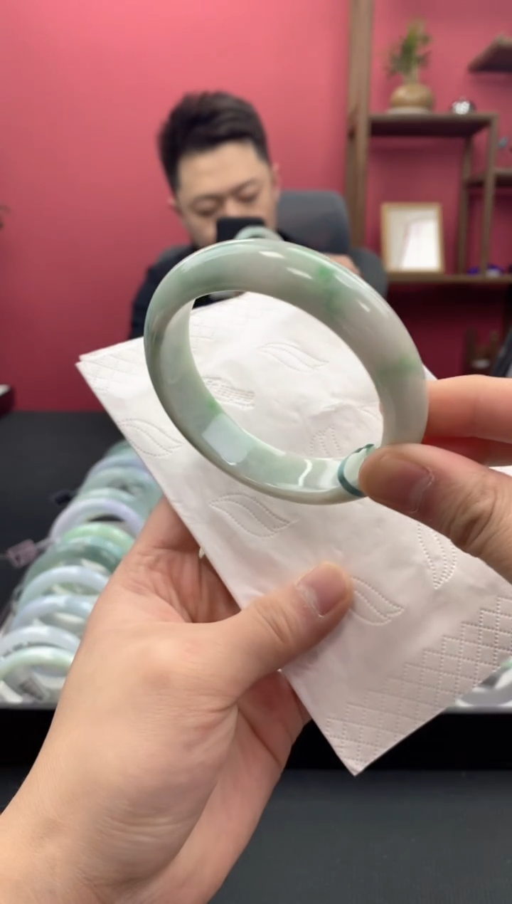 【闪购商品】翡翠手镯未镶嵌00004955